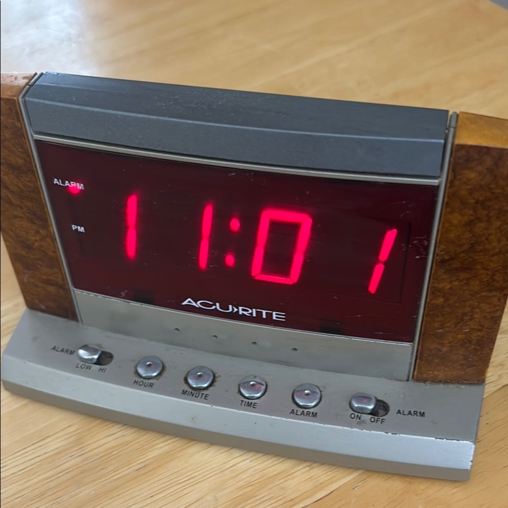 EUC- Modern Silver and Brown LED Alarm Clock, plug in or battery option